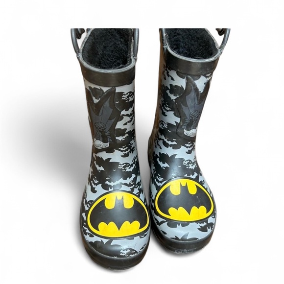 WESTERN CHIEF BOOTS Batman Kids Rain Boots - Black and Gray - Picture 2 of 8